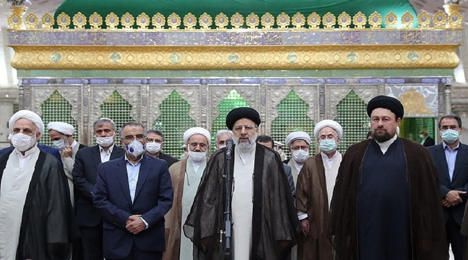 بالصور... مسؤولو السلطة القضائية في ايران يجددون العهد مع مبادئ الإمام الخميني(ره)