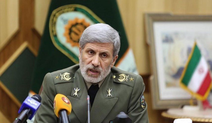 وزيرالدفاع الايراني:العدو يشعر بالرعب من قواتنا المسلحة