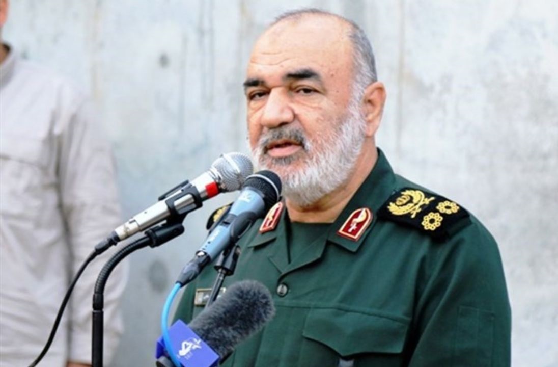 سرلشکر سلامی : تحریم‌های تسلیحاتی تأثیری بر وضعیت دفاعی ایران ندارد
