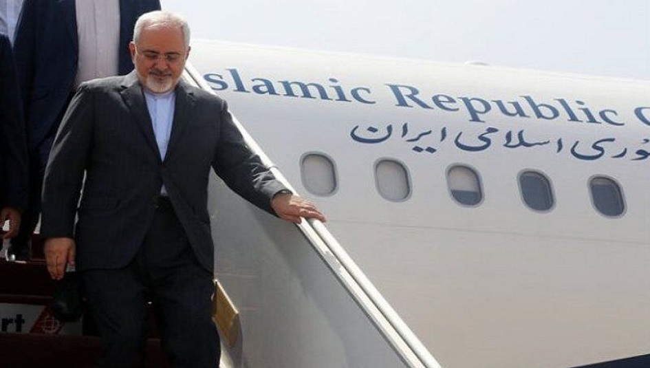 ظريف يعود الى طهران في ختام زيارته الى العراق