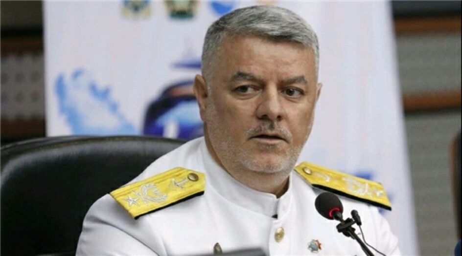 الادميرال خانزادي: نعمل على تجهيز وتحديث مراكز التدريب والأبحاث في البحرية الايرانية