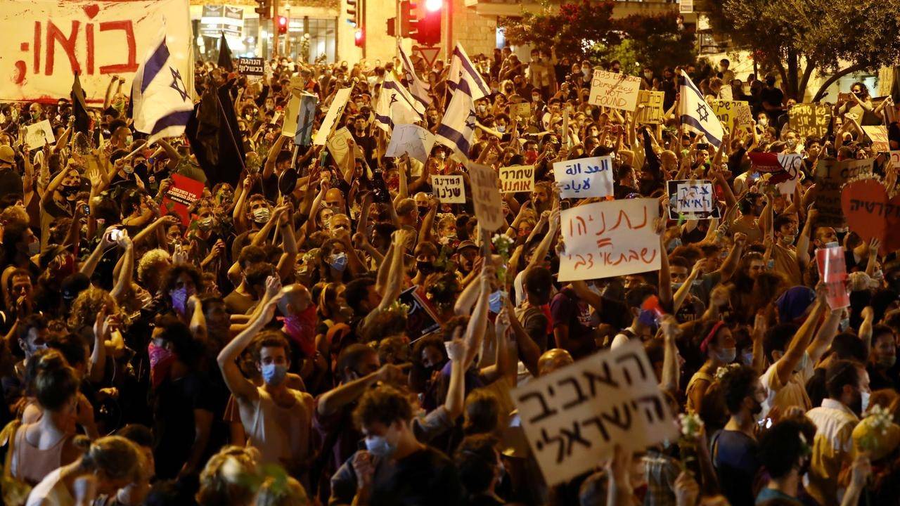 تداوم تظاهرات مقابل محل اقامت «نتانیاهو»