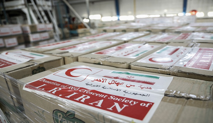 الهلال الاحمر الايراني يرسل شحنة مساعدات دوائية وطبية وغذائية الى لبنان