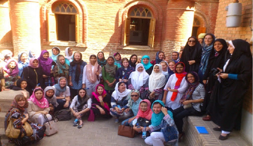 معهد ابن سينا للأبحاث في طهران يستقطب الطلبة الأجانب