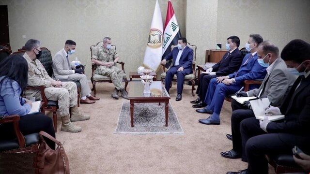 تاکید مشاور امنیت ملی عراق بر وضع جدول زمانی برای خروج نظامیان خارجی