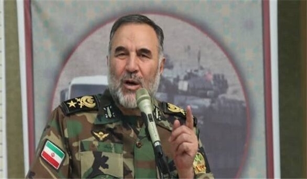 قائد القوة البرية للجيش الايراني: على الاستكبار العالمي أن يغادر المنطقة مرعوبا