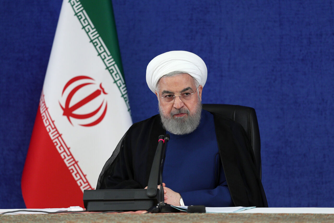 روحاني: إحذروا من فتح الباب للكيان الصهيوني لدخول المنطقة