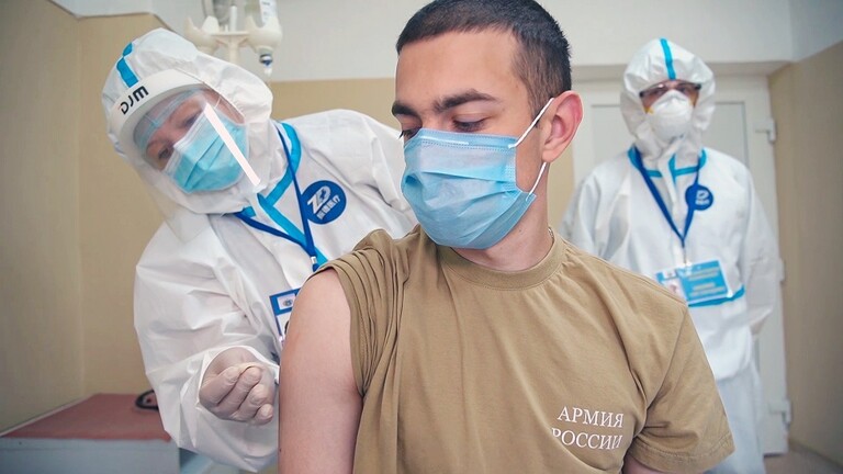  مبتكر اللقاح الروسي ضد كورونا يعلن موعد تداوله 