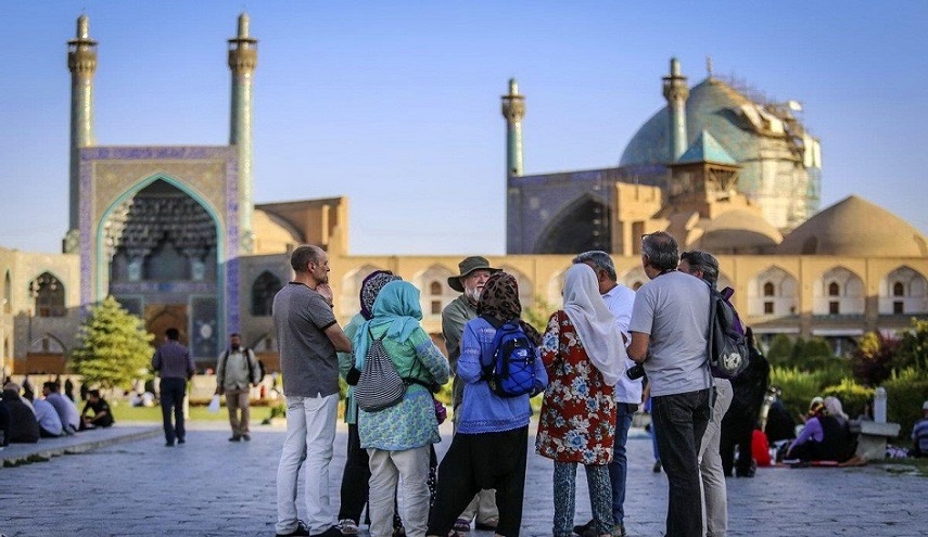 اكثر من 8 ملايين سائح اجنبي زاروا ايران العام الماضي