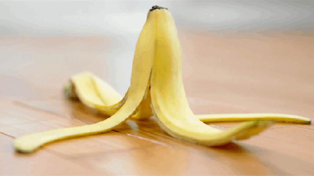 قشر الموز كفيل ليخلصكم من الصّداع... إليكم الطريقة