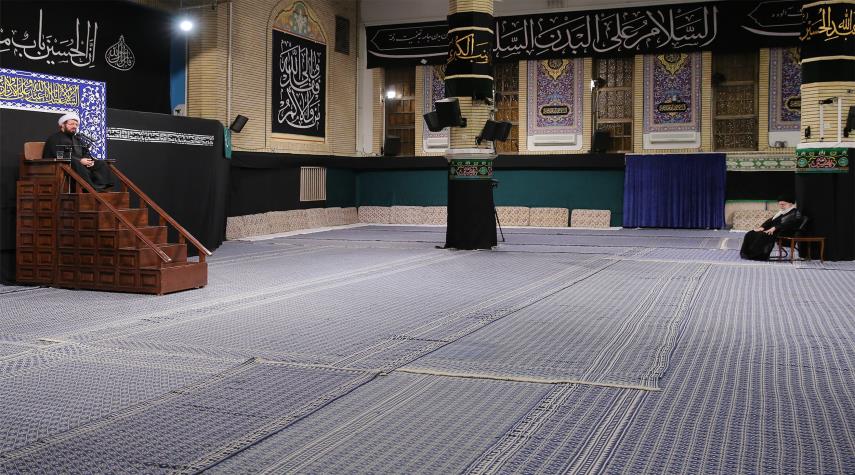 إقامة مراسم عزاء "ليلة الوحشة" بحضور قائد الثورة الاسلامية