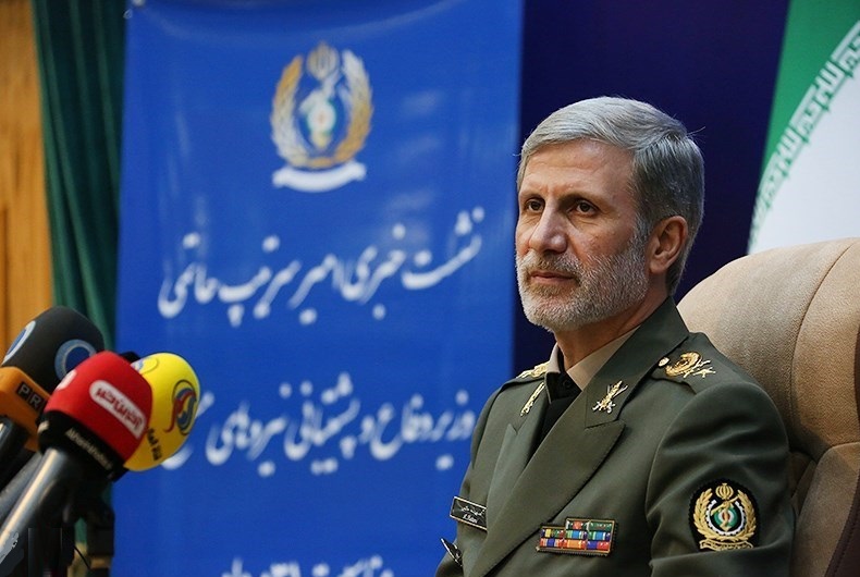 وزیر دفاع:  با تولید موشک‌های "شهید سلیمانی" و "ابومهدی" توانمندتر شدیم