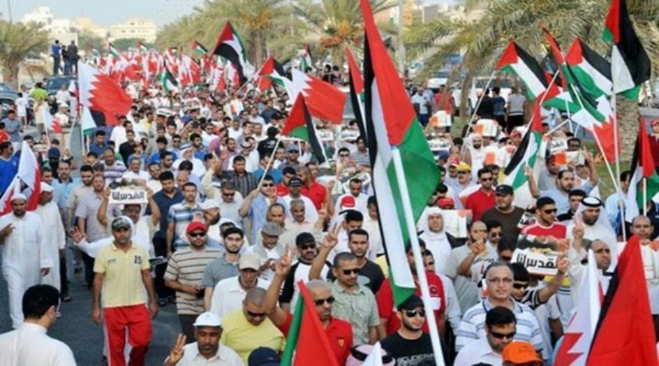 17 جمعية وتيارا في البحرين يصدرون بيانا رفضا لاتفاقية التطبيع