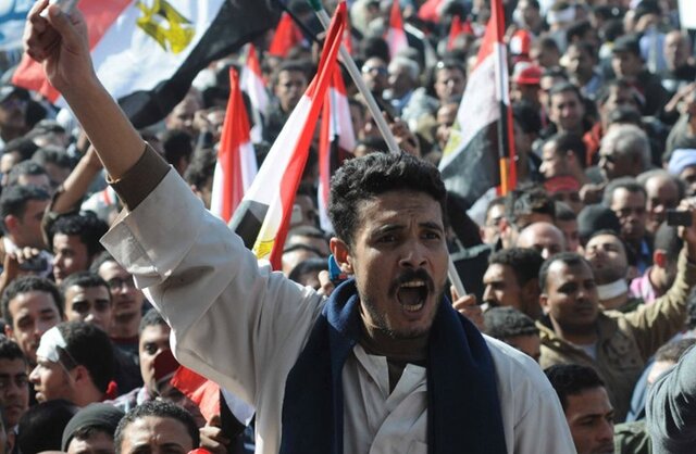 تظاهرات کنندگان مصری  سرنگونی السیسی را خواستار شدند