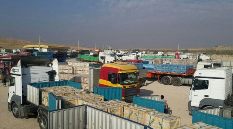 استئناف حركة النقل والشحن عبر منفذ مهران الحدودي مع العراق