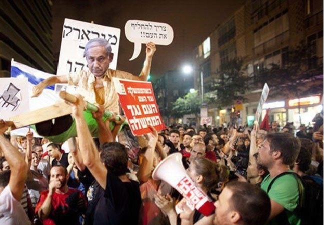 تظاهرات در سرزمین های اشغالی علیه نتانیاهو ادامه دارد
