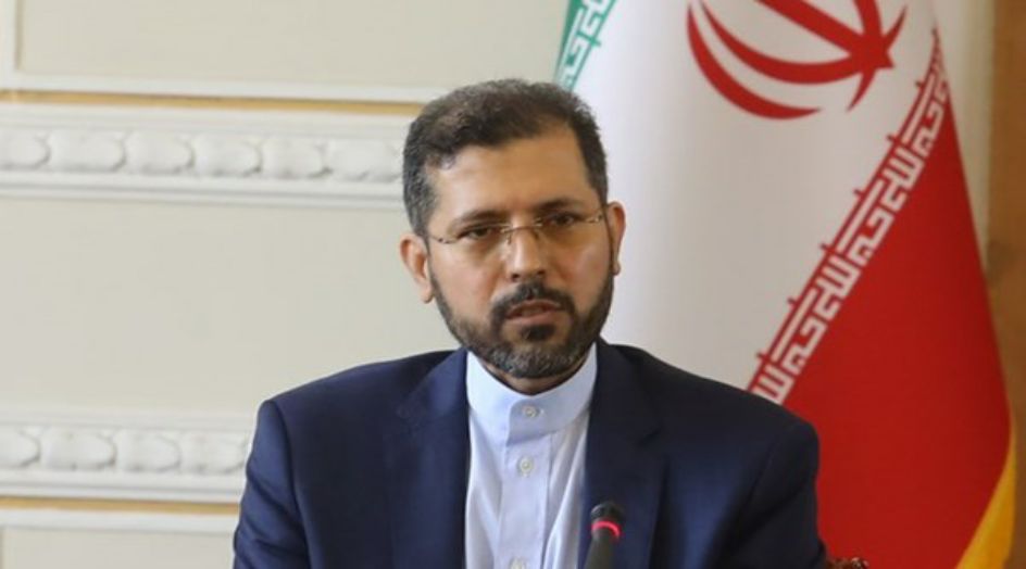 خطيب زادة: إيران لاتقبل قطع الرؤوس على طريقة التكفيريين