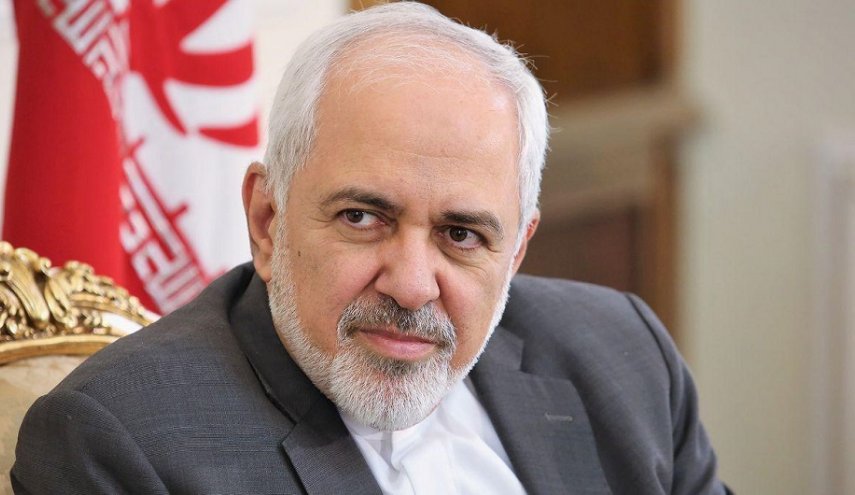 ظريف: إيران لا تنوي الدخول في سباق تسلح في المنطقة