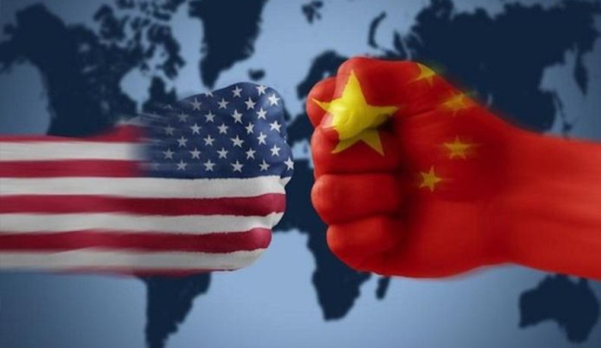 الصين تفرض عقوبات على شركات سلاح أميركية