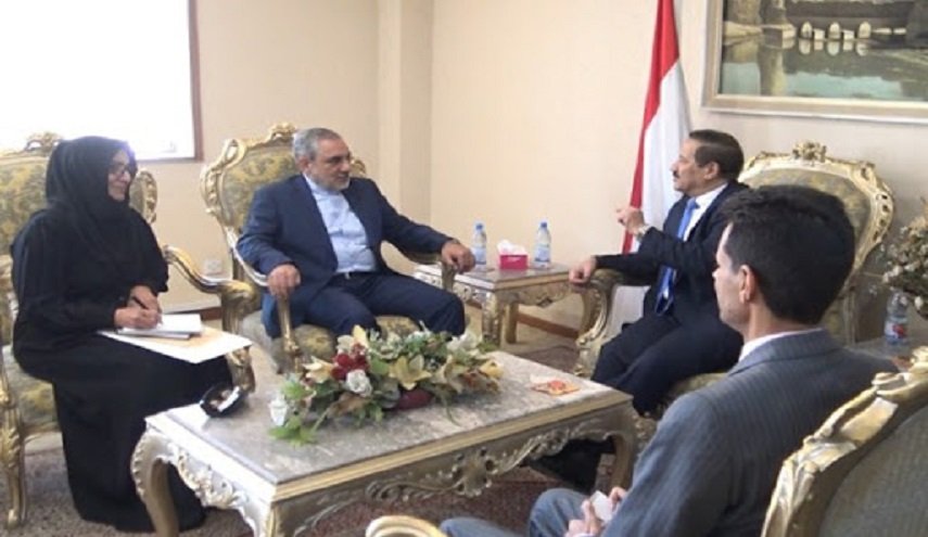 السفير الايراني في اليمن يعلن بدء مهامه بعد تقديمه اوراق اعتماده