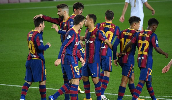 برشلونة مهدد بالإفلاس