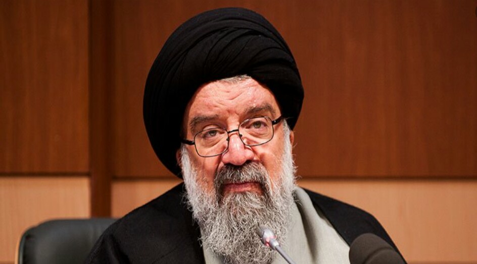 آية الله خاتمي: غضبة العالم الاسلامي يجب ان تستمر حتى اعتذار ماكرون