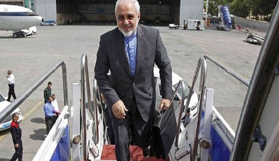 ظريف يغادر إسلام آباد عائدا الى طهران