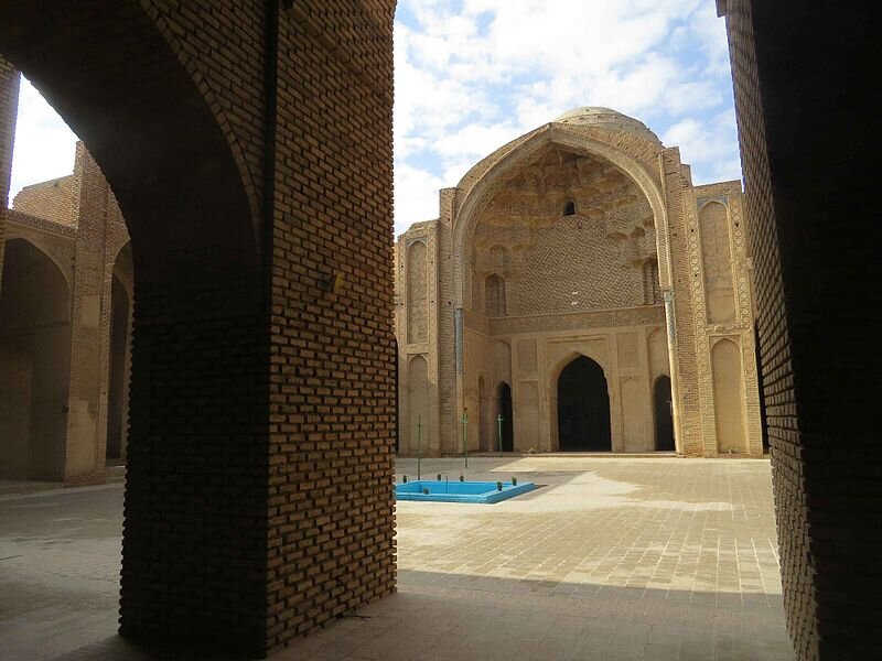  مسجد جامع ورامین؛ یادگاری از عهد ایلخانی 