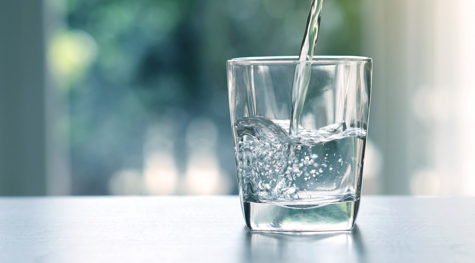 تعرف على خصائص مذهلة لشرب المياه العادية