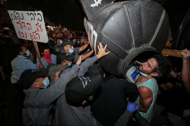 برای ششمین ماه پیاپی؛  هزاران صهیونیست علیه فساد و ناکارآمدی نتانیاهو به خیابانها آمدند