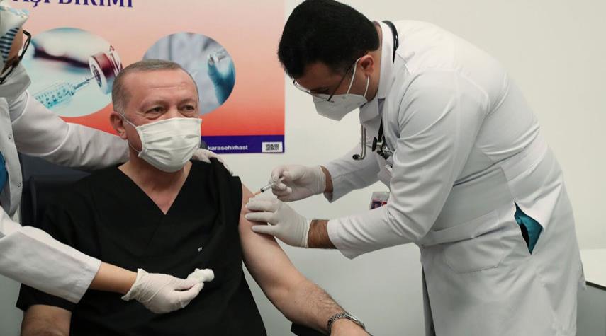 تركيا تبدأ تطعيم الطواقم الطبية..واردوغان يتلقى لقاح كورونا
