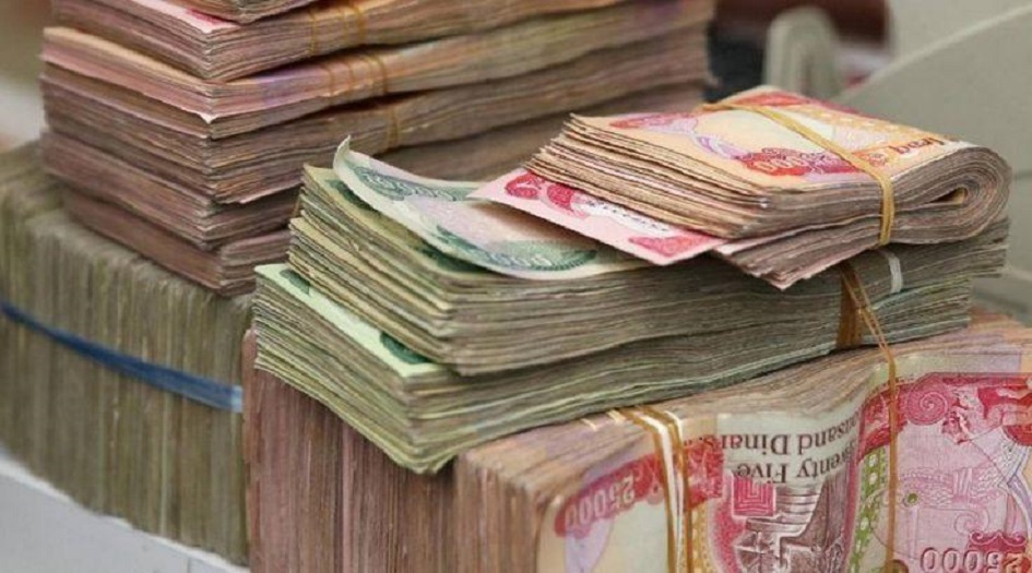 العراق... المالية تحدد موعد تمويل رواتب الموظفين لشهر كانون الثاني