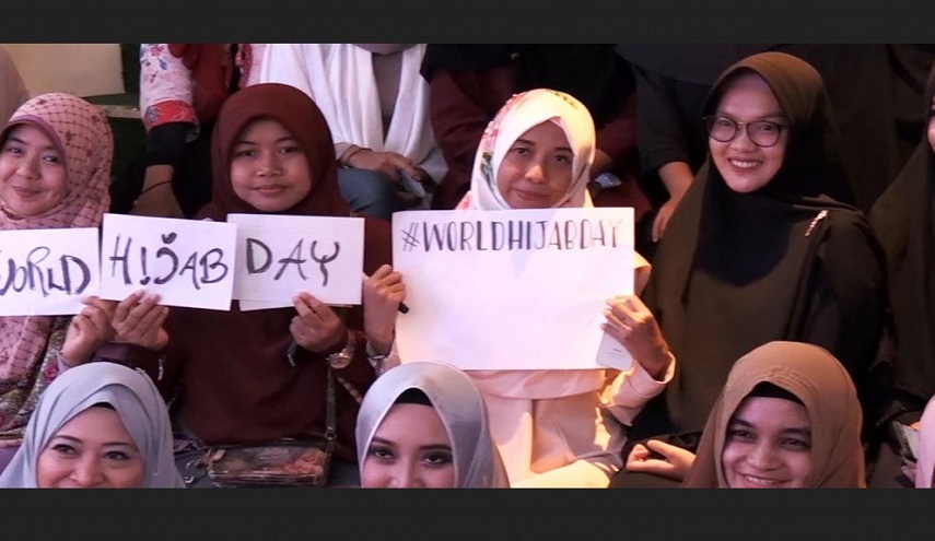 البرلمان الفلبيني يعلن يوماً وطنياً لإرتداء الحجاب