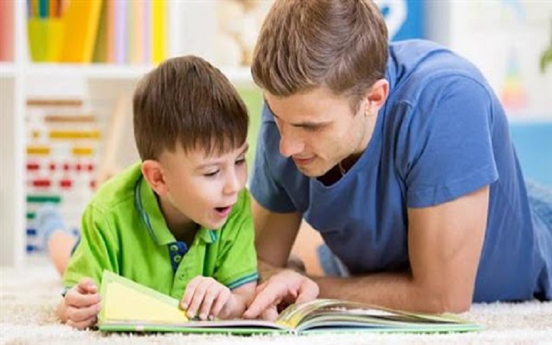  تربية الأطفال على لغتين تنشئ بالغين أكثر انتباها وكفاءة