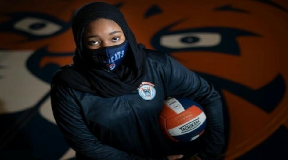 طرد لاعبة مسلمة من مباراة يغير قانوناً ضد المحجبات بأمريكا