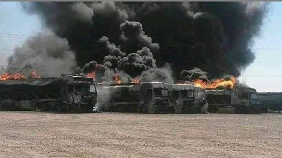 چه تعداد کامیون ایرانی در انفجار گمرک اسلام قلعه در آتش سوخت؟