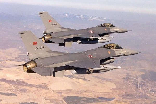 بمباران شدید «دهوک» عراق توسط جنگنده های ترکیه