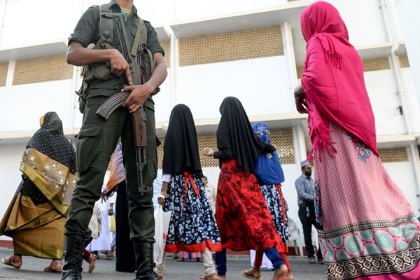 سريلانكا تتجه لحظر النقاب وإغلاق أكثر من ألف مدرسة إسلامية