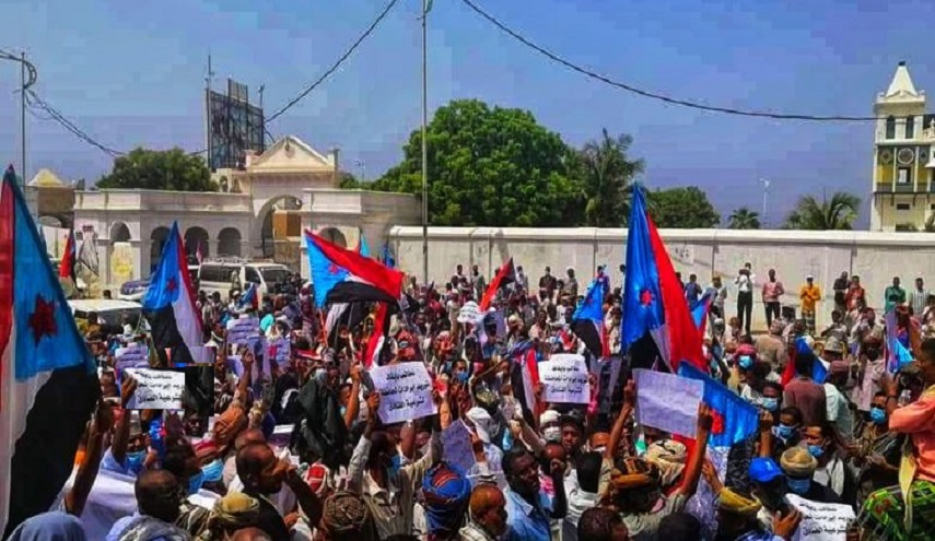 الأزمة اليمنية.. والمجلس الانتقالي الجنوبي يتحدى اتفاق الرياض 