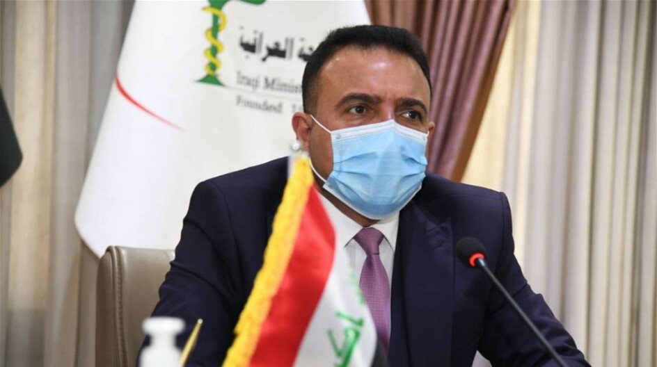 وزير الصحة العراقي يحذر من أيام مقبلة "عاصفة جداً"