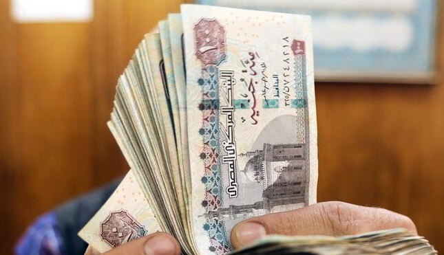 دولة عربية تستبدل عملتها من ورقية الى بلاستيكية