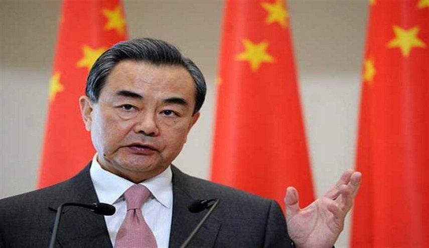 وزير الخارجية الصيني يصل طهران في زيارة رسمية