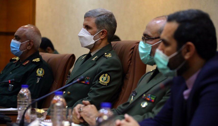 وزير الدفاع الايراني: الحظر التسليحي انتهى ولا مشكلة امام تصدير التجهيزات العسكرية
