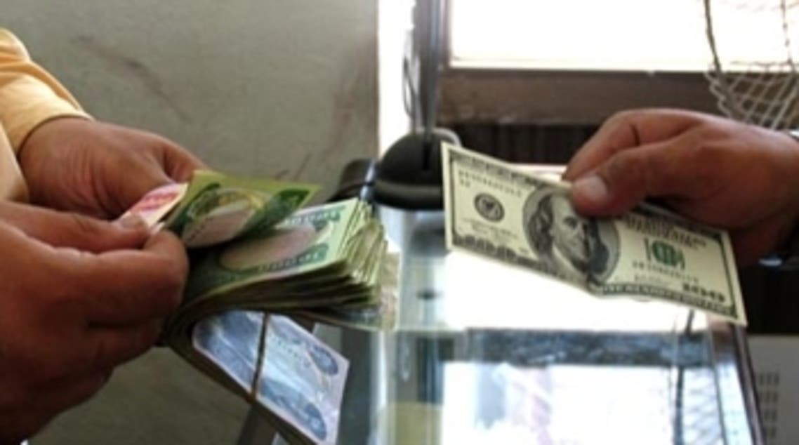 العراق.. كتلة برلمانية تكشف تطورات لاعادة الدولار الى سعره السابق