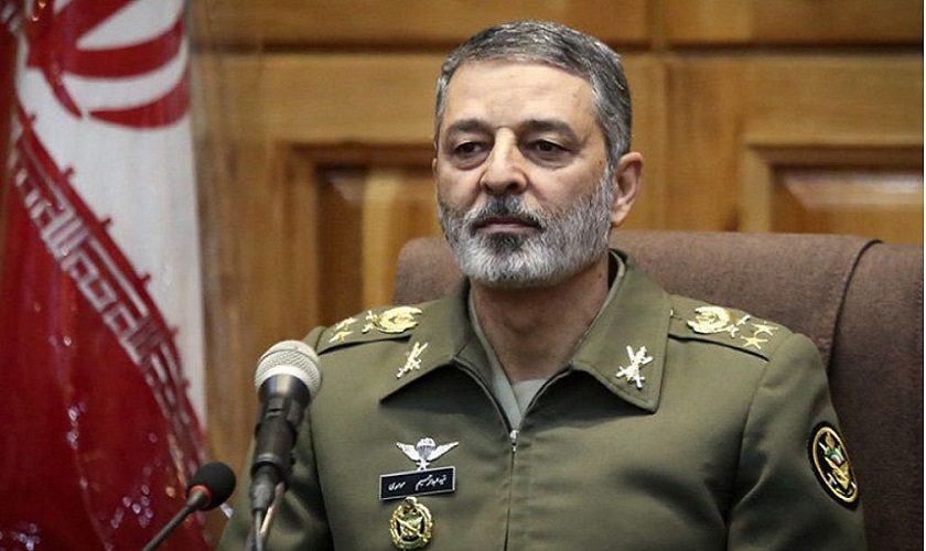 قائد الجيش الايراني يوجه رسالة الى الملحقين العسكريين الاجانب في طهران