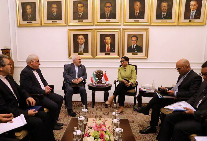 دیدار وزیر امور خارجه ایران با همتای اندونزیایی خود در جاکارتا 