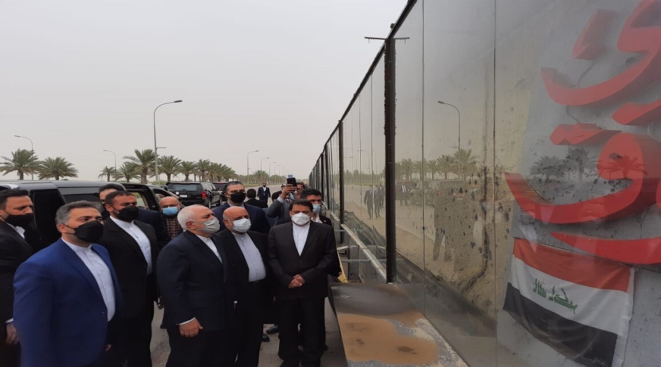 ظريف يتوقف عند مكان استشهاد قادة النصر قرب مطار بغداد