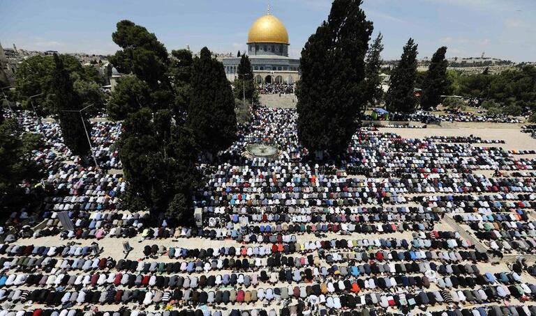 حضور 70 هزار فلسطینی برای اقامه نماز جمعه در مسجدالاقصی