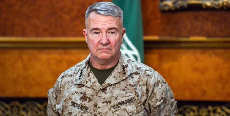 ادعای فرمانده تروریست‌های سنتکام: می خواهیم در عراق بمانیم اماایران نمی گذارد