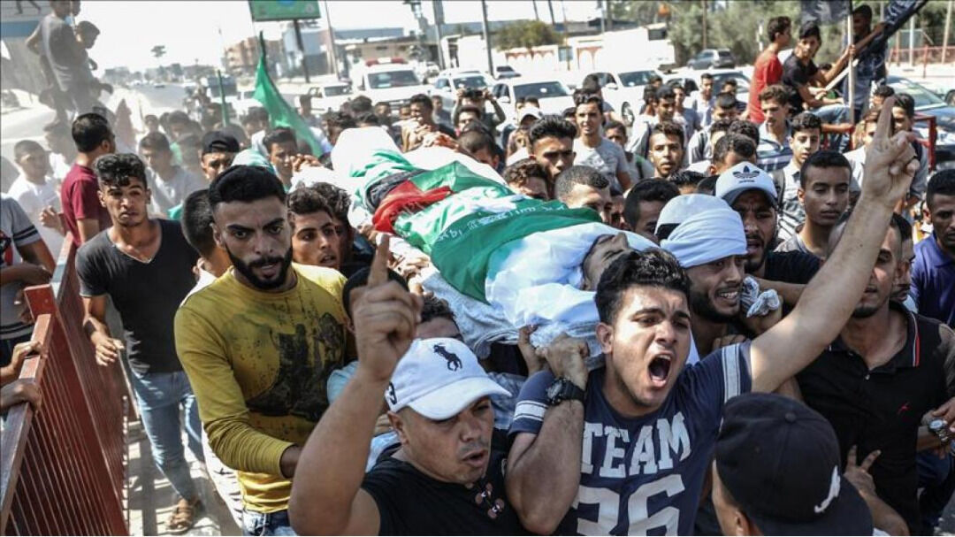 حملات وحشیانه صهیونیست‌ها به مردم فلسطین در شب عید فطر:   ۳۸ شهید و ۴۴۲ زخمی 
